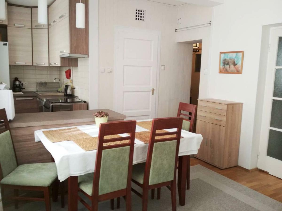 Zsuzsa Apartman ブダペスト エクステリア 写真