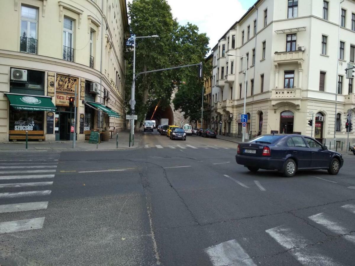 Zsuzsa Apartman ブダペスト エクステリア 写真